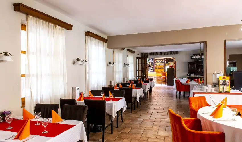 Gastland M0 Hotel Szigetszentmikls - Hsvt