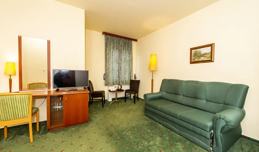 Gastland M0 Hotel Szigetszentmikls - Hsvt