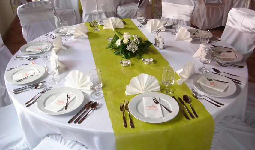 Gastland M0 Hotel Szigetszentmikls - Hsvt