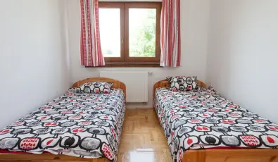 Gedeon Tanya-Panzi Jakabszlls