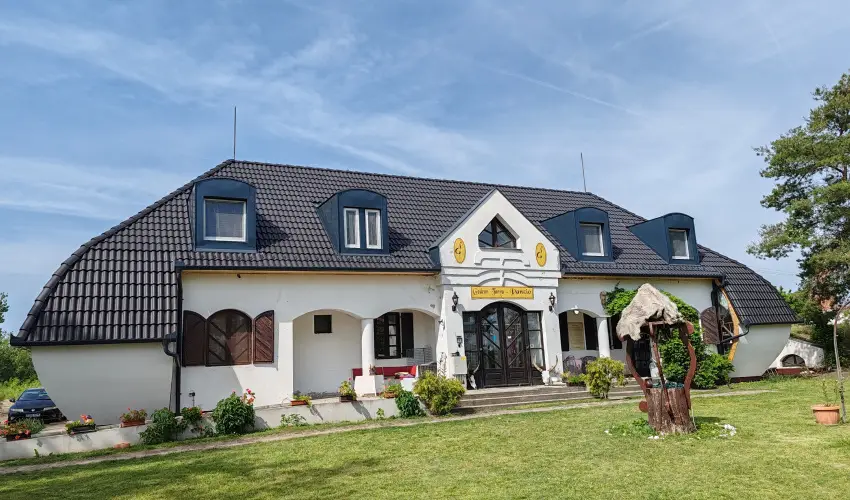 Gedeon Tanya-Panzi Jakabszlls - Hsvt