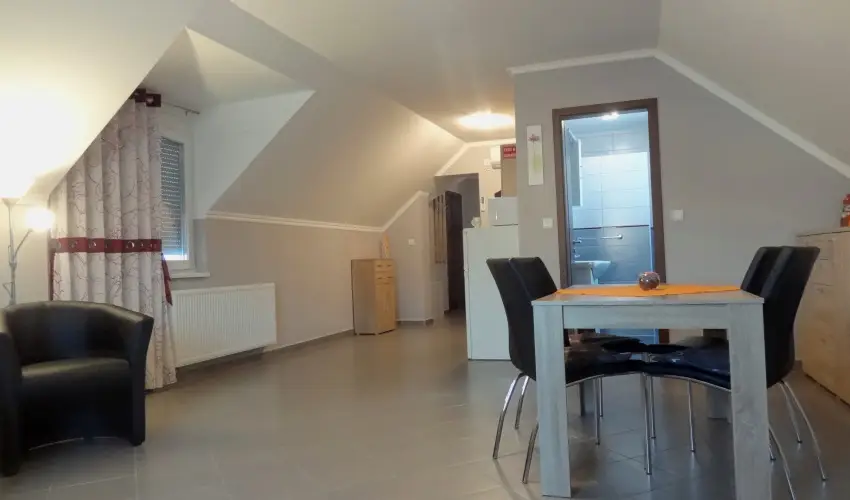 Gere Art & Exclusive Apartman Harkny - Hsvt (min. 3 j)