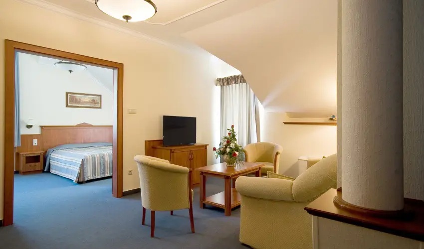 Geréby Kúria Hotel és Lovasudvar Lajosmizse - Húsvét