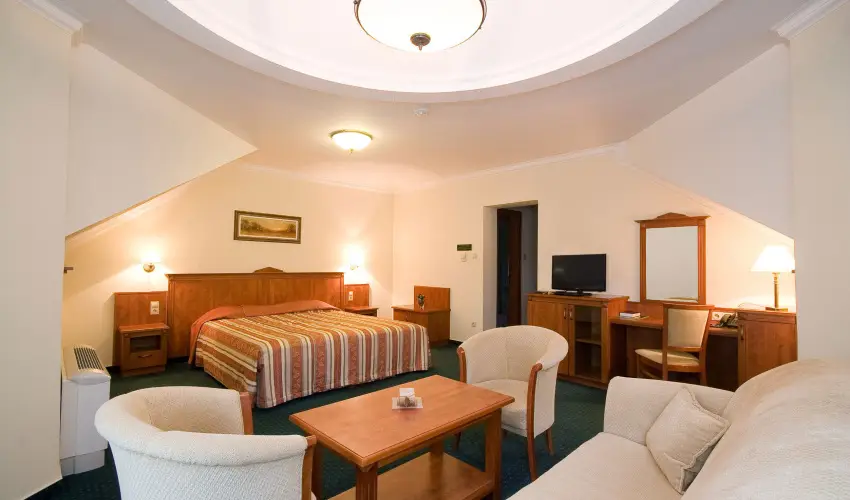Geréby Kúria Hotel és Lovasudvar Lajosmizse - Húsvét