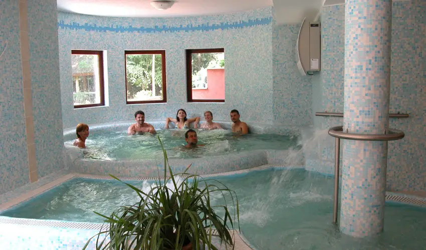 Geréby Kúria Hotel és Lovasudvar Lajosmizse - Húsvét