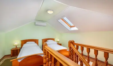 Gosztola Gyngye-az erd szllodja Gosztola