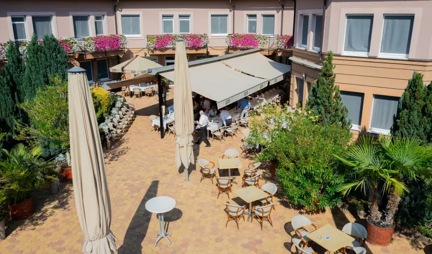 Granada Konferencia Wellness s Sport Hotel Kecskemt - Hsvt