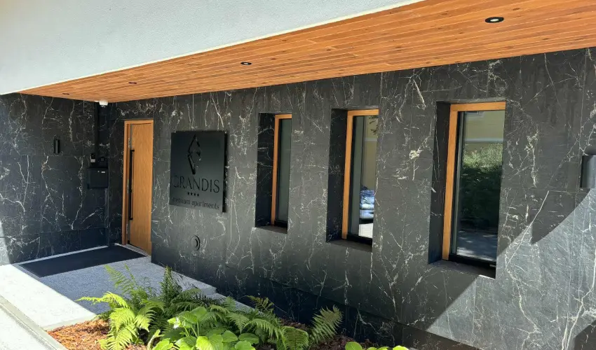 Grandis Premium Apartments G�d�ll� - H�sv�t