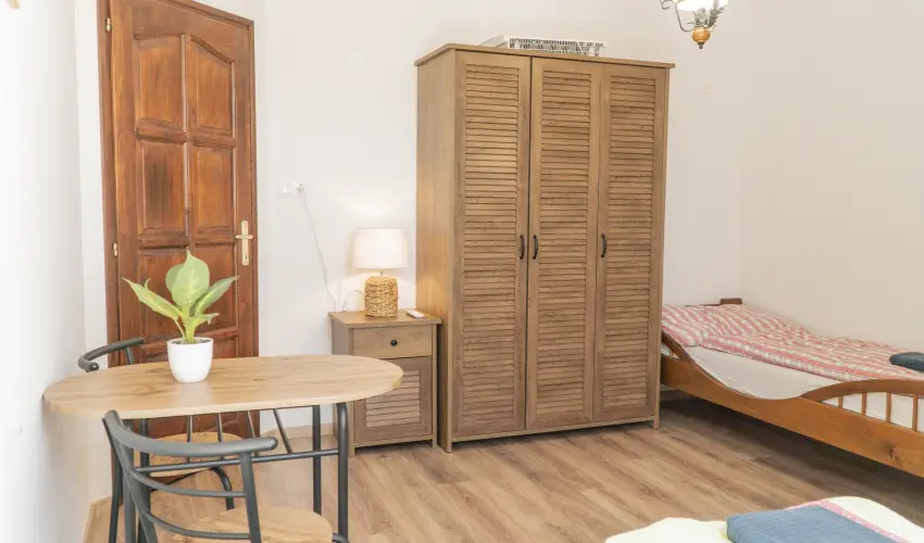 Gyulavez�r-Csob�nci Pihen� Vend�gh�z Gyulakeszi - H�sv�t (min. 2 �j)