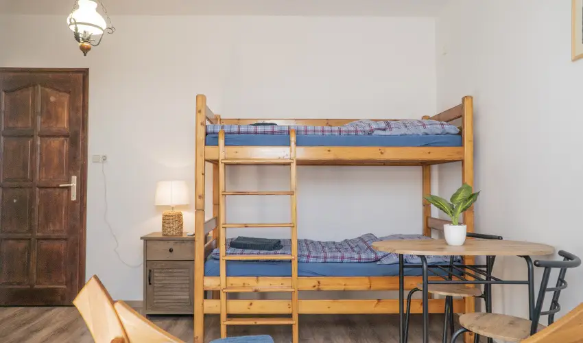 Gyulavez�r-Csob�nci Pihen� Vend�gh�z Gyulakeszi - H�sv�t (min. 2 �j)