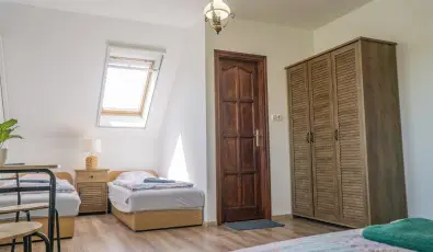 Gyulavez�r-Csob�nci Pihen� Vend�gh�z Gyulakeszi