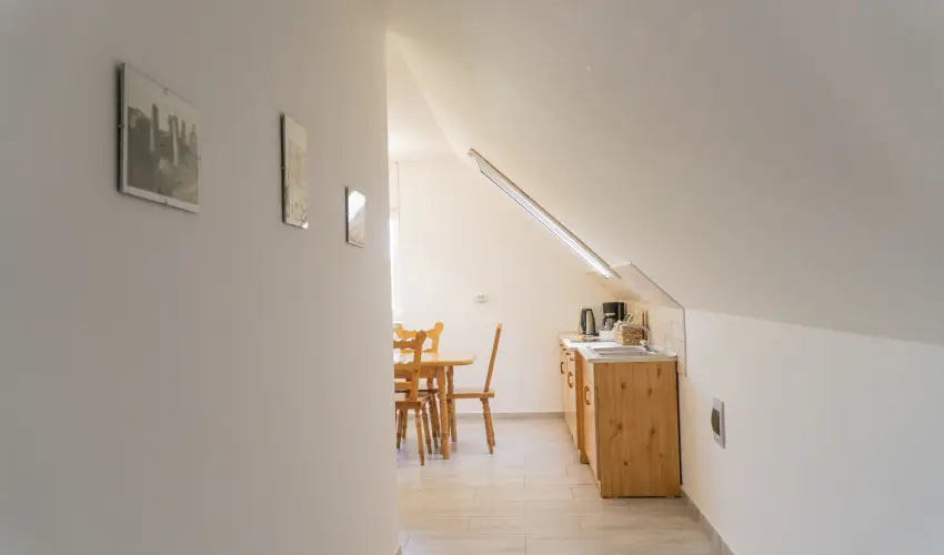 Gyulavez�r-Csob�nci Pihen� Vend�gh�z Gyulakeszi - H�sv�t (min. 2 �j)