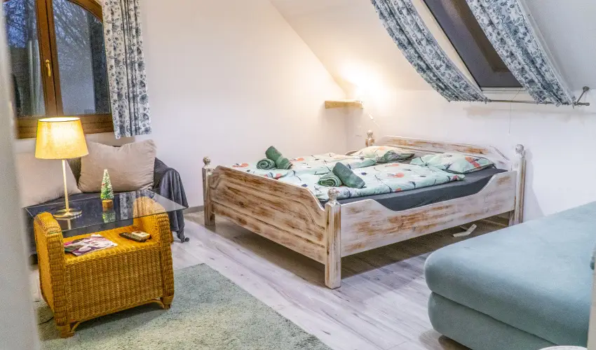 Gyulavez�r Lovasbirodalma Panzi�  Gyulakeszi - H�sv�t (min. 2 �j)