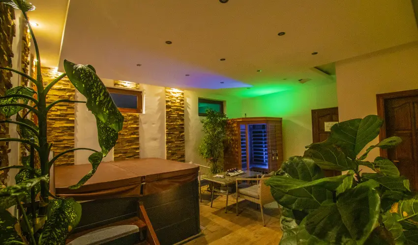 Gyulavez�r Lovasbirodalma Panzi�  Gyulakeszi - H�sv�t (min. 2 �j)