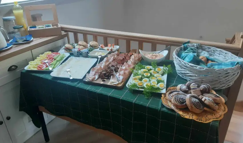 Gyulavez�r Lovasbirodalma Panzi�  Gyulakeszi - H�sv�t (min. 2 �j)