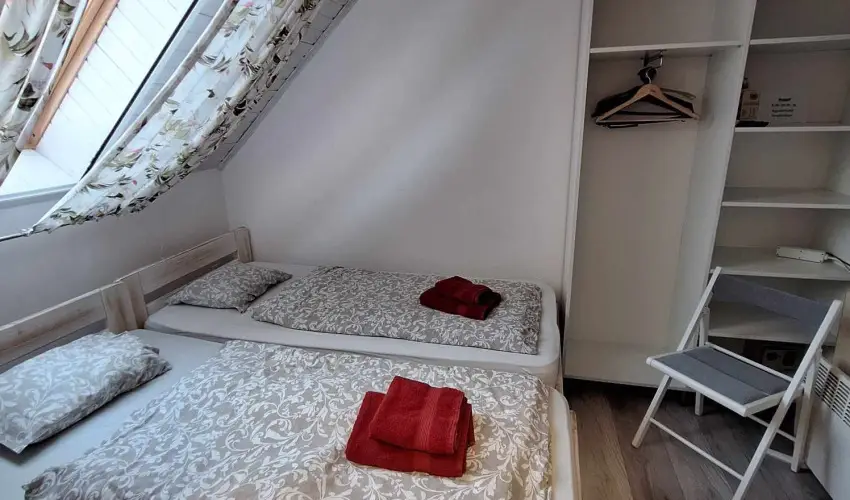 Gyulavez�r Lovasbirodalma Panzi�  Gyulakeszi - H�sv�t (min. 2 �j)