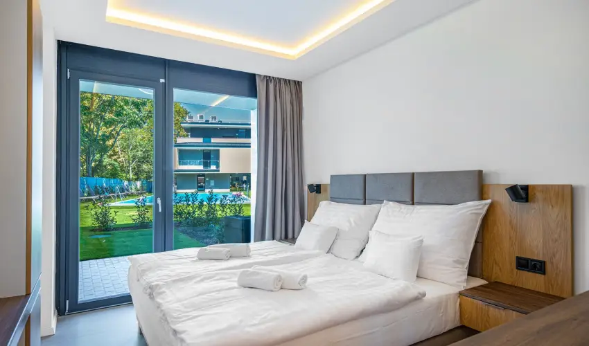 H55 Balatonlelle Apartmanhzak Balatonlelle - Hsvt (min. 2 j)