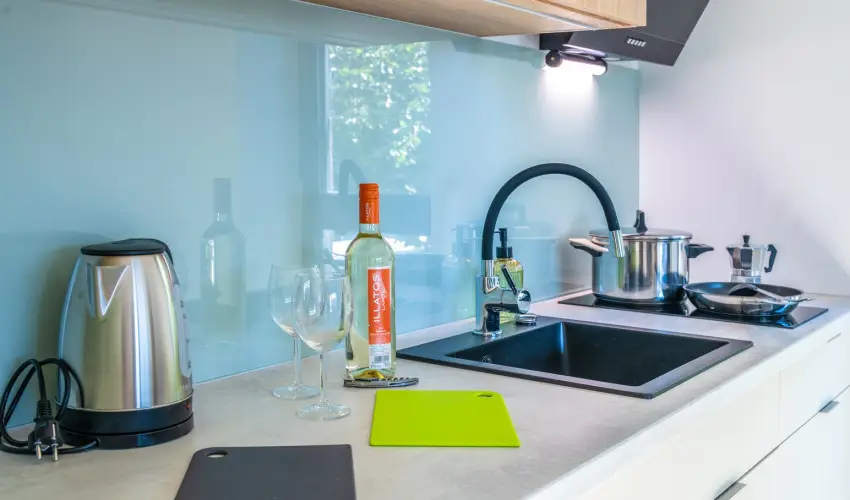 H55 Balatonlelle Apartmanhzak Balatonlelle - Hsvt (min. 2 j)