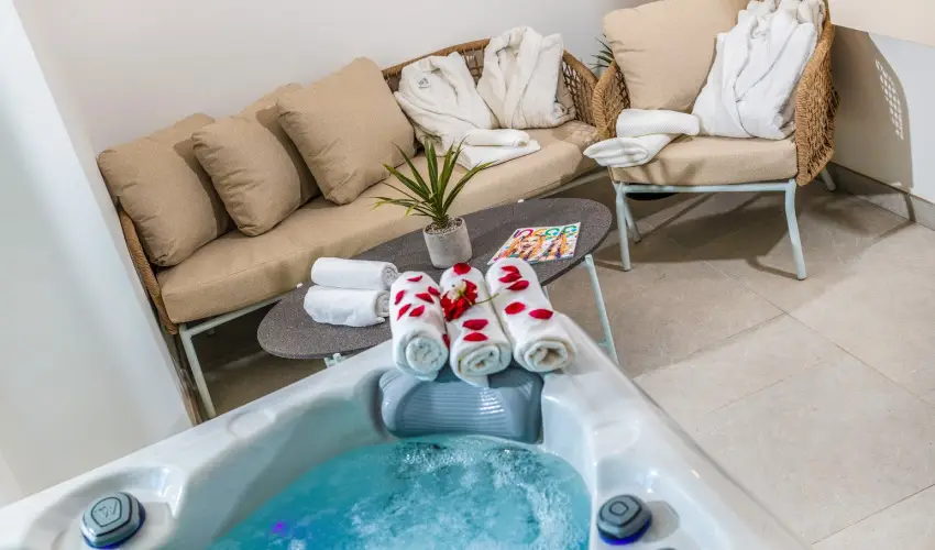 H55 Balatonlelle Apartmanhzak Balatonlelle - Hsvt (min. 2 j)