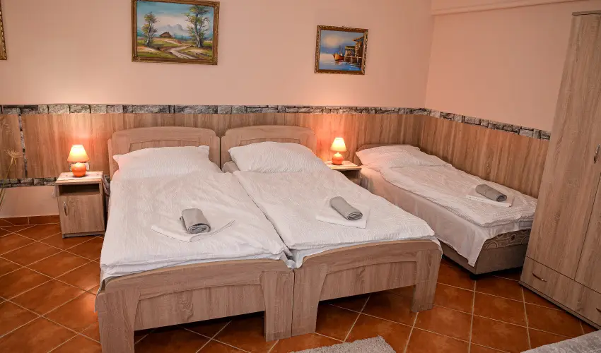 Hajnal Apartman Hajdszoboszl - Hsvt (min. 2 j)