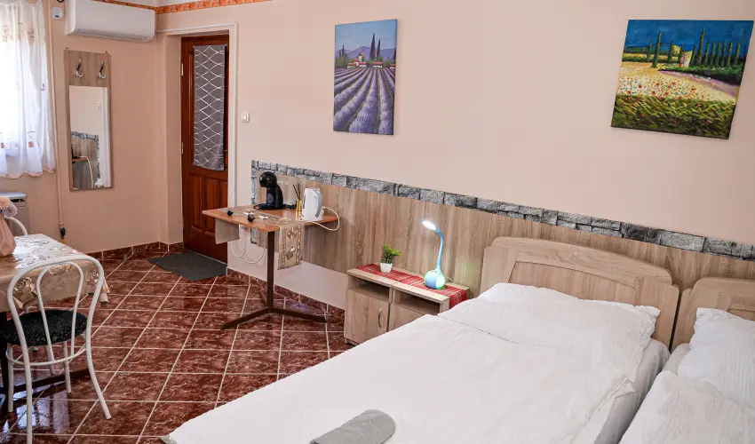 Hajnal Apartman Hajdszoboszl - Hsvt (min. 2 j)