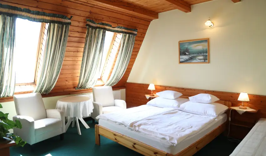 Hajd� Kast�ly Hotel Hajd�szoboszl� - H�sv�t (min. 2 �j)