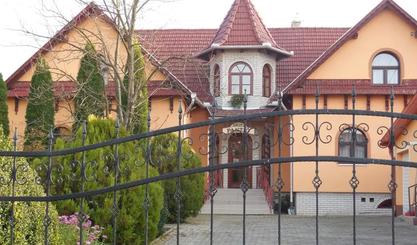 Hegyi Panzió Szilvásvárad - Húsvét (min. 3 éj)