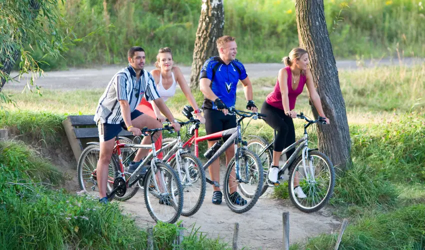 Htkti Wellness Hotel & Lovaspark Mr - Hsvt