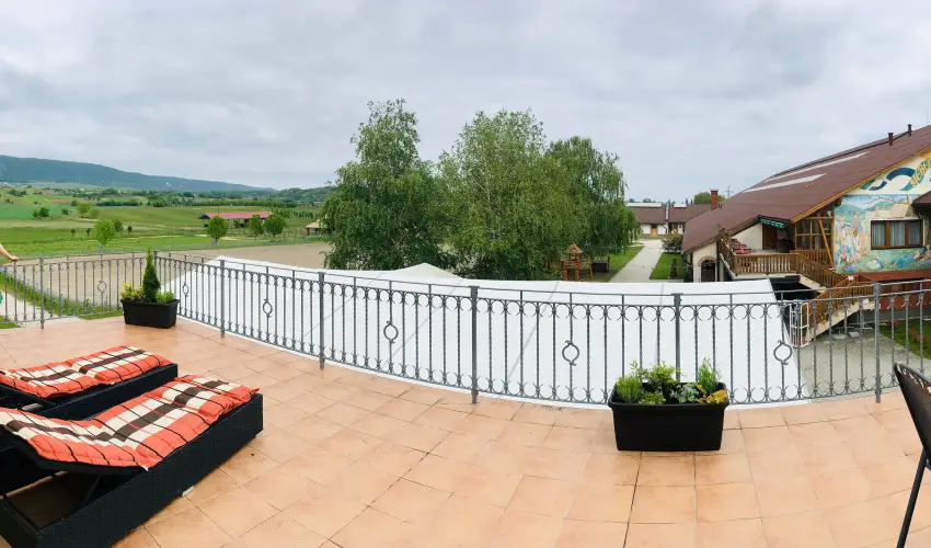 Htkti Wellness Hotel & Lovaspark Mr - Hsvt