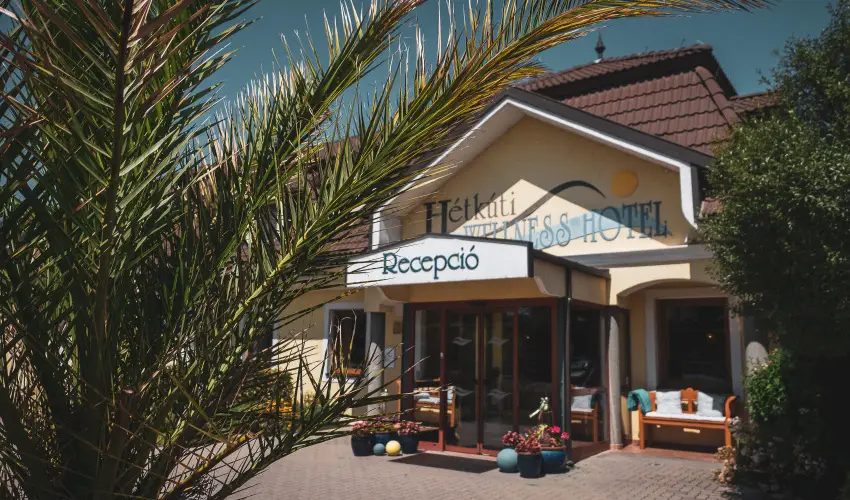 Htkti Wellness Hotel & Lovaspark Mr - Hsvt