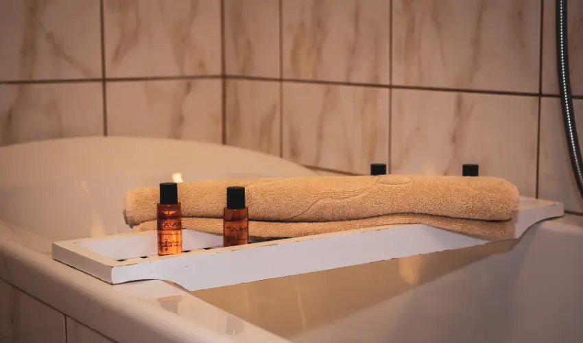 Htkti Wellness Hotel & Lovaspark Mr - Hsvt