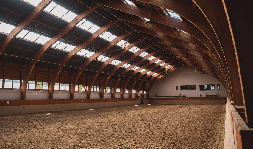 Htkti Wellness Hotel & Lovaspark Mr - Hsvt