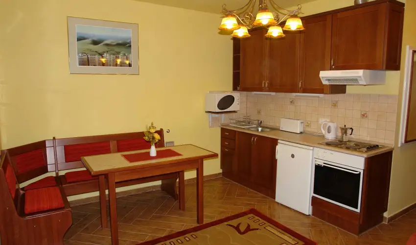 HoldLux Apartmanok S�rv�r - H�sv�t (min. 2 �j)