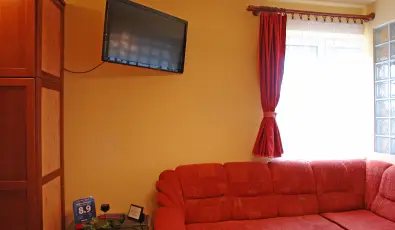 HoldLux Apartmanok S�rv�r