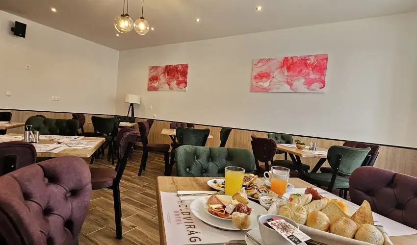 Holdvirg Hotel Srvr - Hsvt 