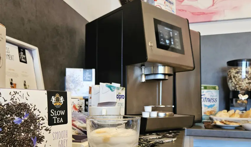 Holdvirg Hotel Srvr - Hsvt 