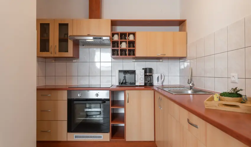 Holdvirg Hotel Srvr - Hsvt 