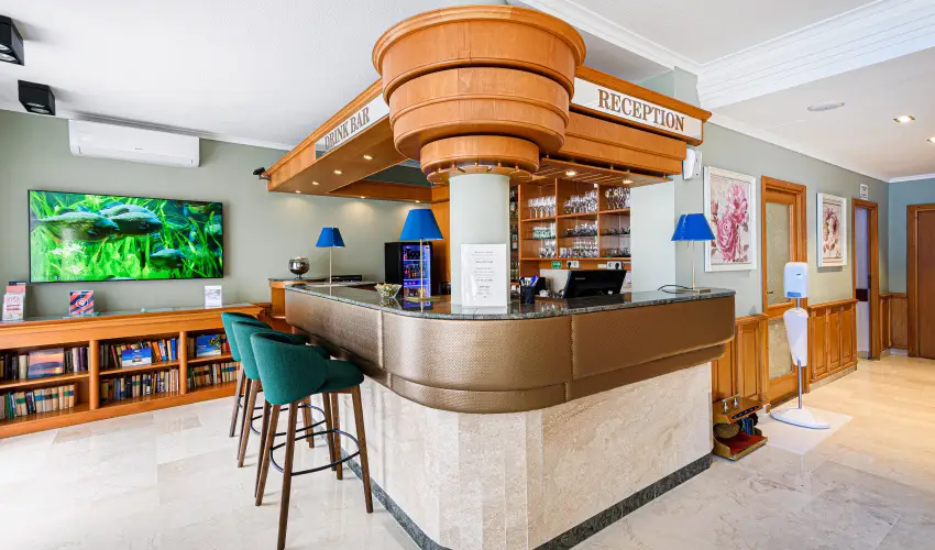 Holiday Club Apartman Hotel Hvz Hvz - Hsvt (min. 2 j)