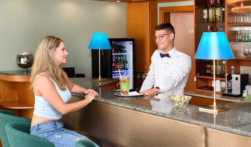 Holiday Club Apartman Hotel Hvz Hvz - Hsvt (min. 2 j)