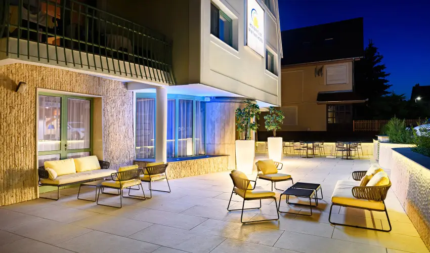 Holiday Club Apartman Hotel Hvz Hvz - Hsvt (min. 2 j)