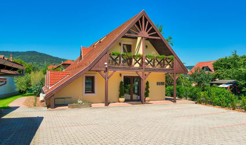 Honti Panzi Visegrd - Hsvt