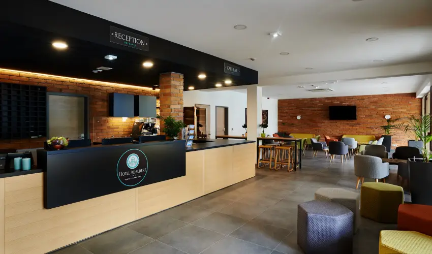 Hotel Adalbert - Szent Tam�s H�z Esztergom - H�sv�t (min. 3 �j)