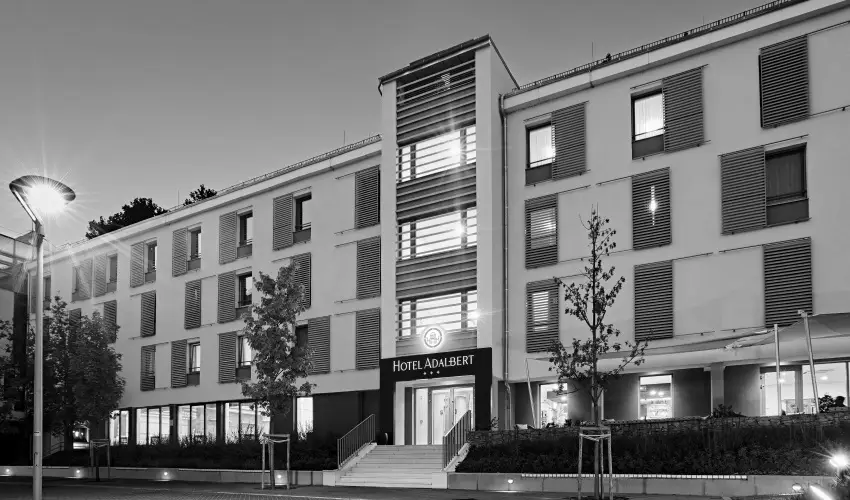 Hotel Adalbert - Szent Tam�s H�z Esztergom - H�sv�t (min. 3 �j)