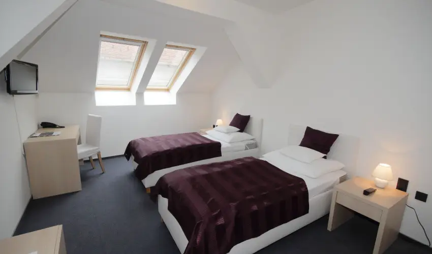 Hotel Arkadia Pcs - Hsvt 