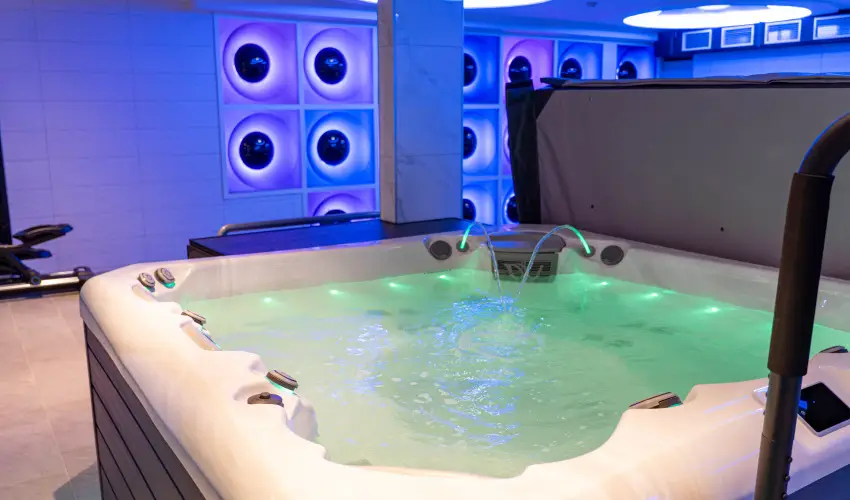 Hotel rpd Tatabnya - Hsvt 