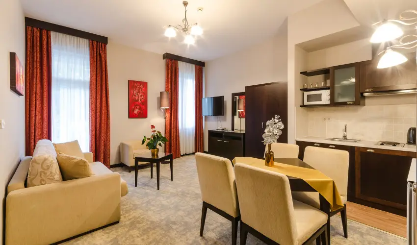 Hotel Aurum Hajdszoboszl - Hsvt (min. 3 j)