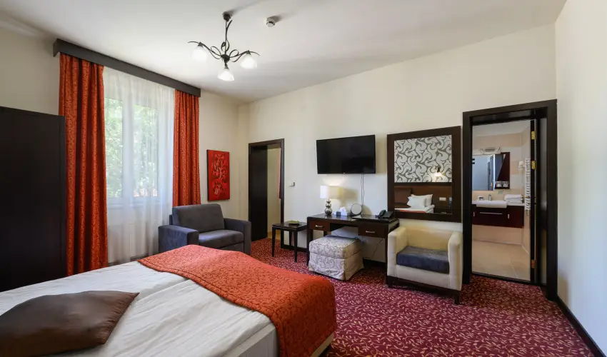 Hotel Aurum Hajdszoboszl - Hsvt (min. 3 j)