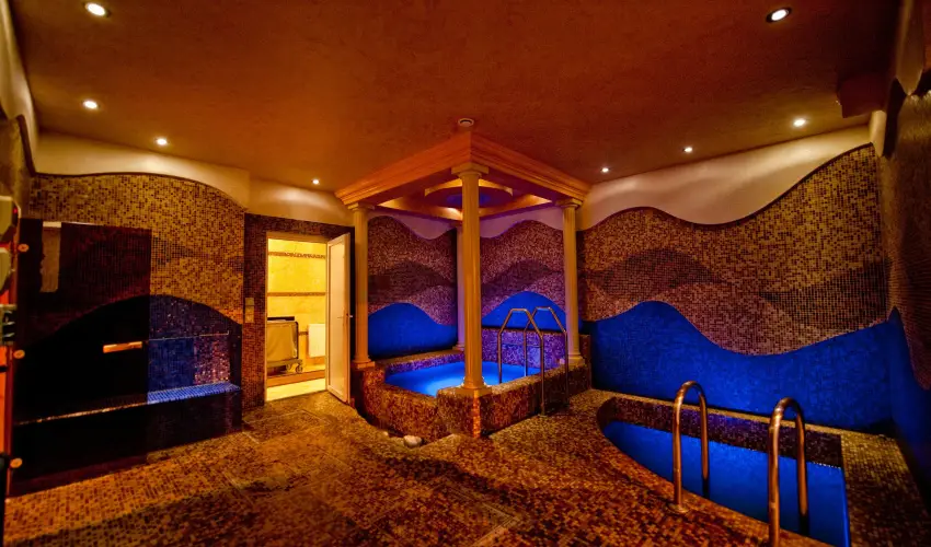 Hotel Aurum Hajdszoboszl - Hsvt (min. 3 j)