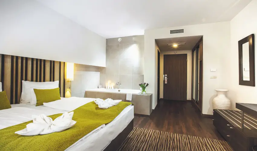 Caramell Premium Resort Bk, Bkfrd - Hsvt - teljes elrefizetssel (min. 3 j)