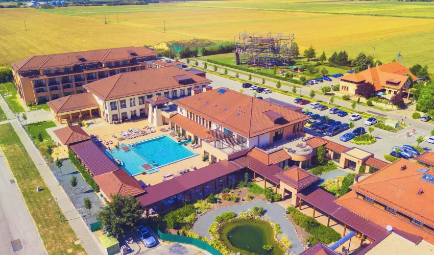 Caramell Premium Resort Bk, Bkfrd - Hsvt - teljes elrefizetssel (min. 3 j)